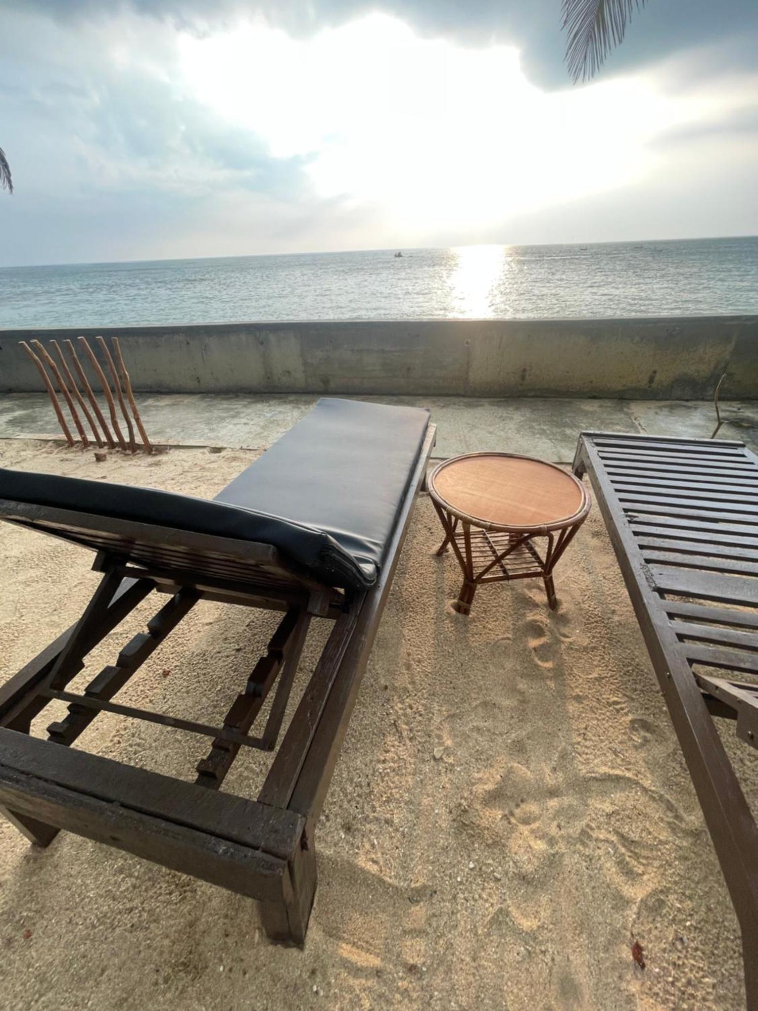 Blue Maalu Resort Амбалангода Екстериор снимка